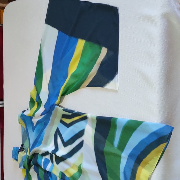 Chico's Black Label Print Chiffon Asymmetrical Top - Picture 6 of 7